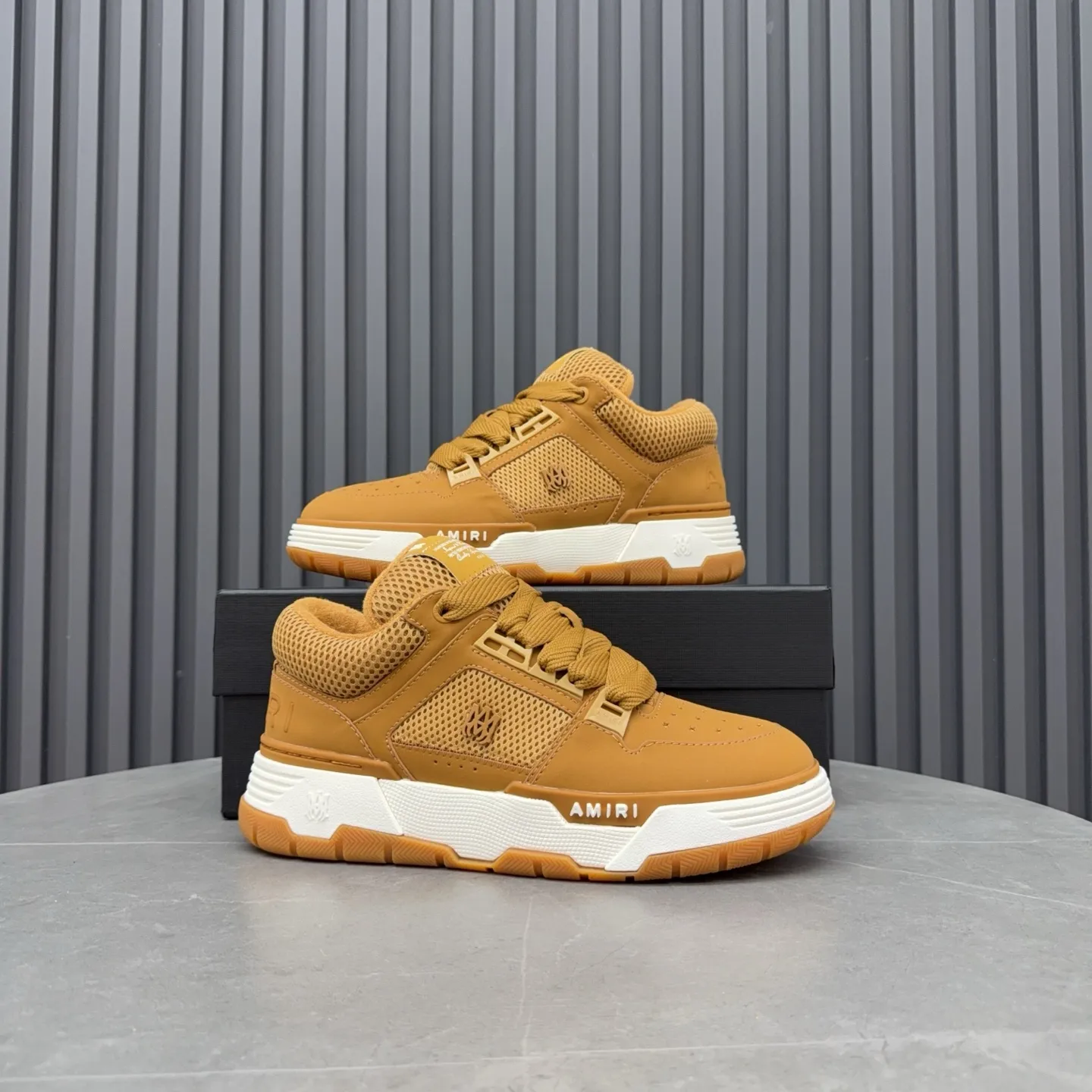 Men's shoes 💰660💰 AMIRI AMIRI trendy brand hot sale 🔥 Available all year round, couples 💑 Official website synchronization Imported fabrics 1⃣️ vs 1⃣️ replica, original factory special original sole, 35-45 (45. non-refundable)